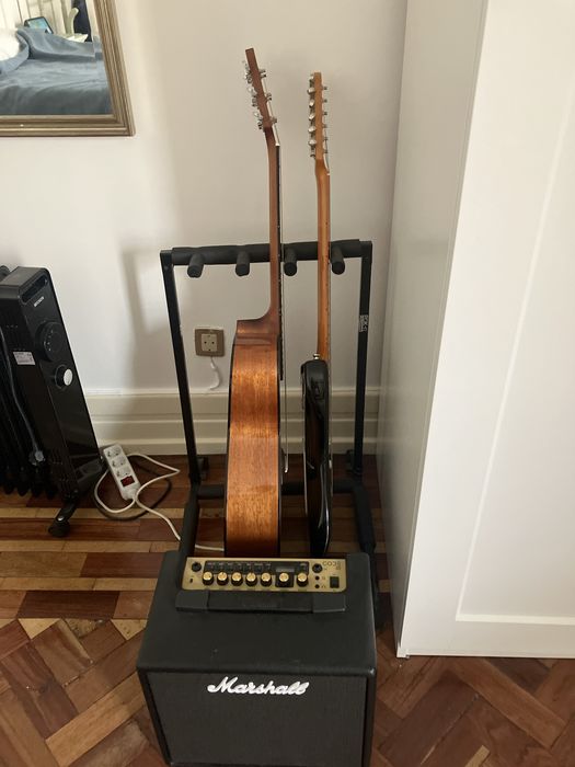 Guitarra eletrica squier , guitarra acústica yamaha, amo marshall
