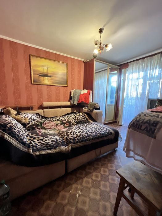 Продаю 3 х к квартиру разделку  ЮТЗ