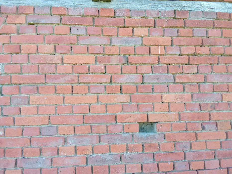 Cegła rozbiórkowa przedwojenna