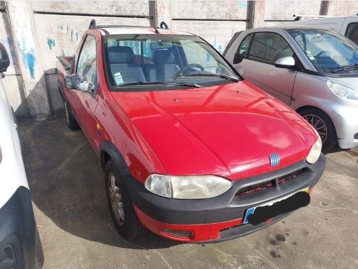 Fiat strada 1.7 td ano 99 para Peças todo o Material disponível