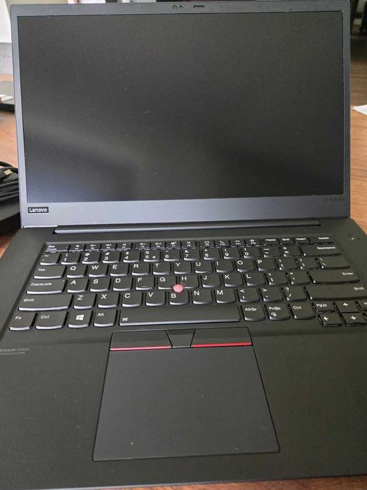 Lenovo X1 Carbon Extreme Gen3 GTX 1650 Ti