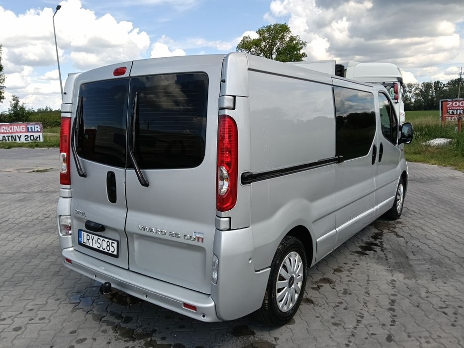 Opel Vivaro 2.5 145km
