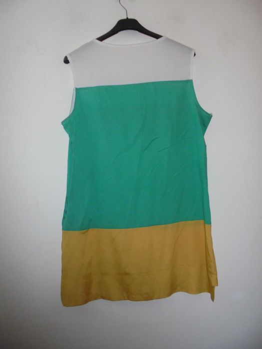 vestido ou túnica de mulher