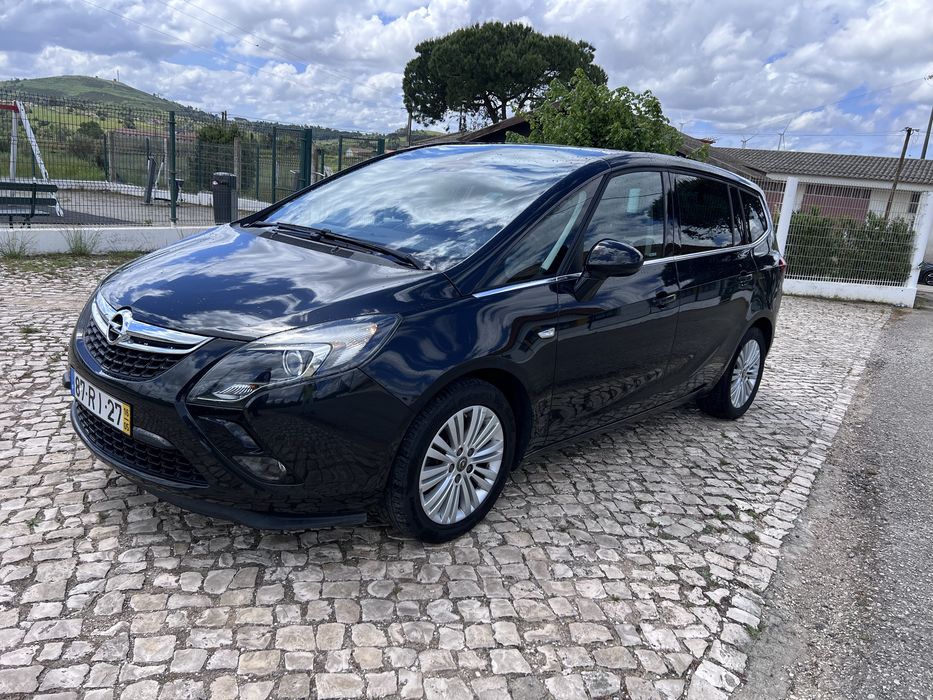 Opel zafira tourer