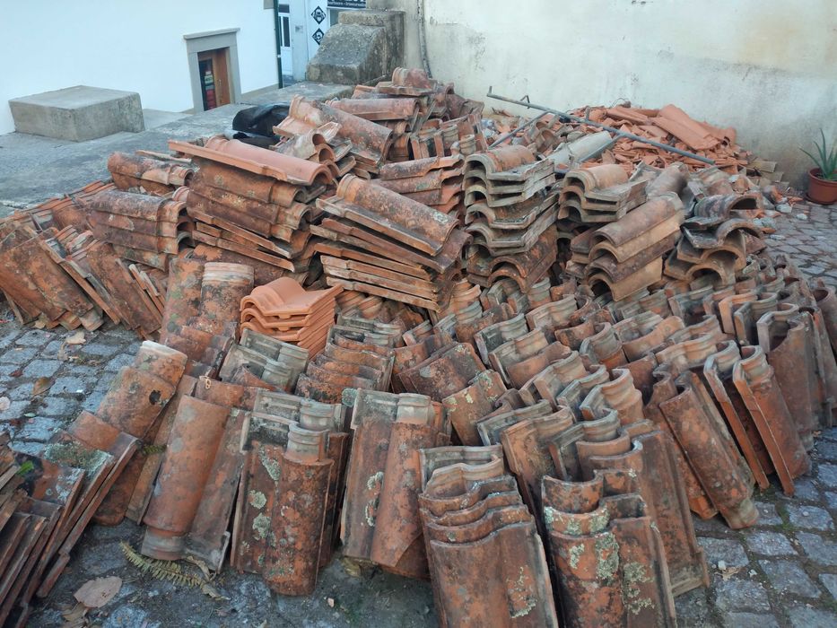 Telha antiga para venda