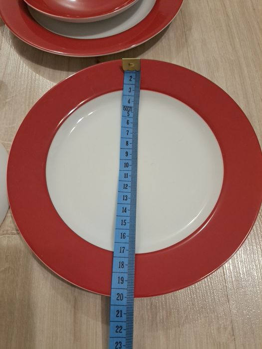 Kubek 2 sztuki z talerzykiem deserowym
