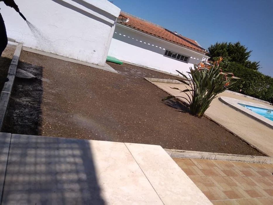 Limpeza e manutenção de jardins