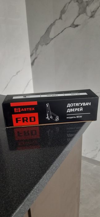 Дотягувач дверей FRD B5W EN5 (до 120кг/1250мм,  білий)