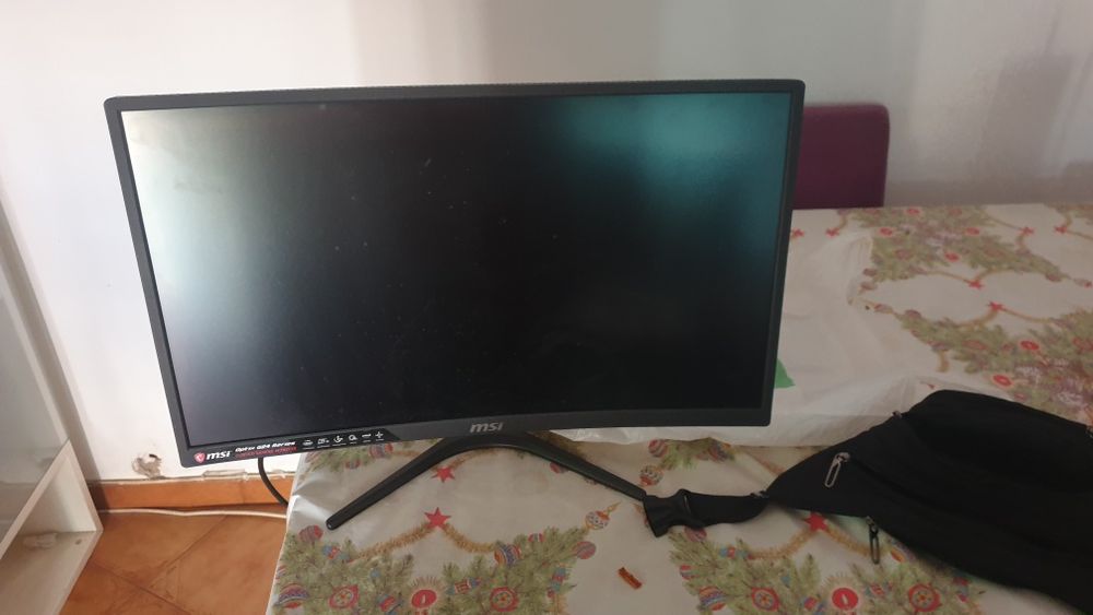 Monitor curvo msi