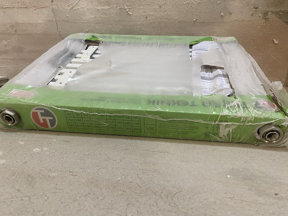 Новий сталевий радіатор 50*40