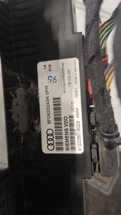 Panel sterowania klimatyzacją audi a3 8p