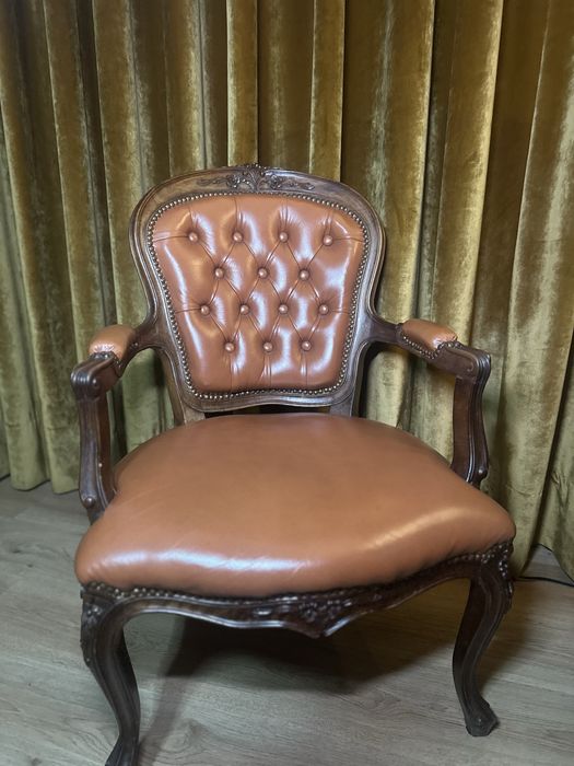 Cadeira/Cadeirão Trabalhado – Clássico e Elegante