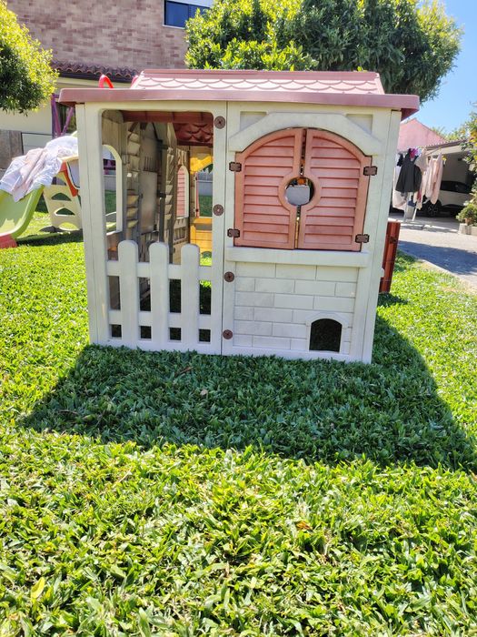 Vendo casa de criança