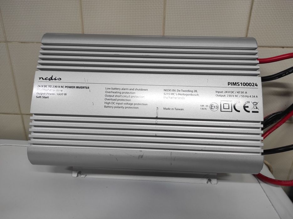 Vendo ou troco conversor 24v para 220v