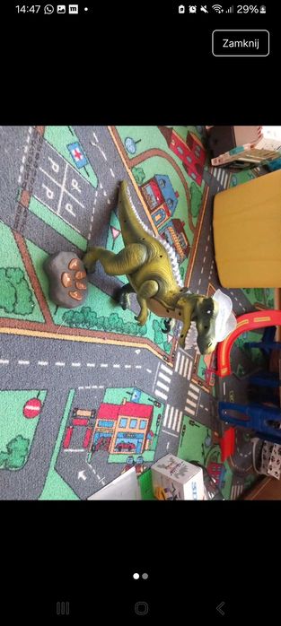 Interaktywny dinozaur