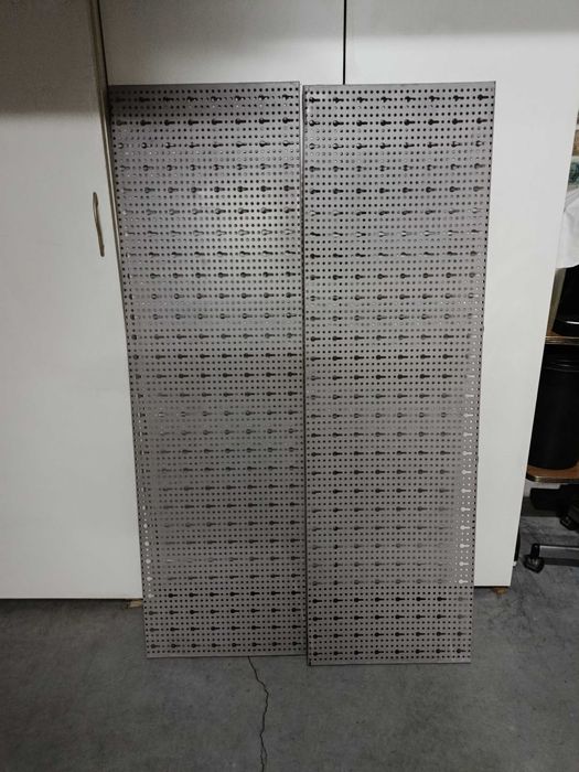 4 paineis metálicos para suporte de ferramentas