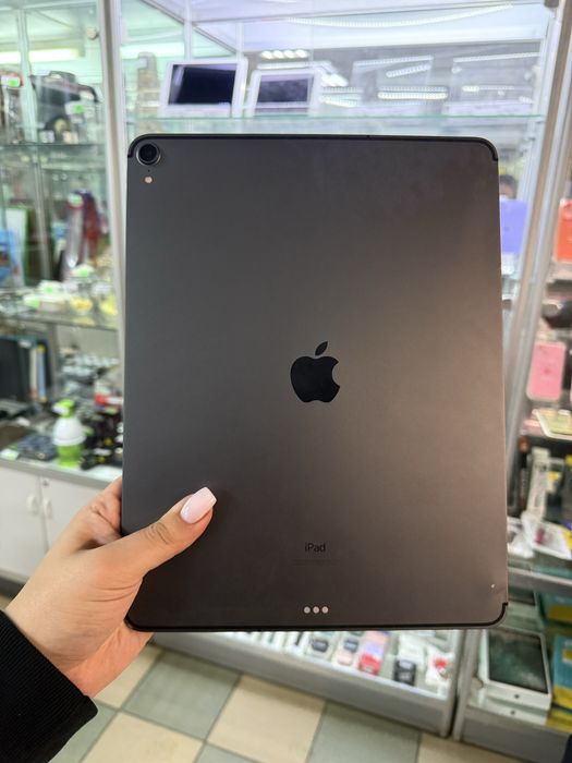 Планшет iPad Pro 3 12.9 256GB Wi-Fi+LTE Space Gray
