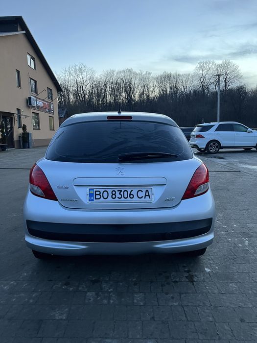 Продам Peugeot 207