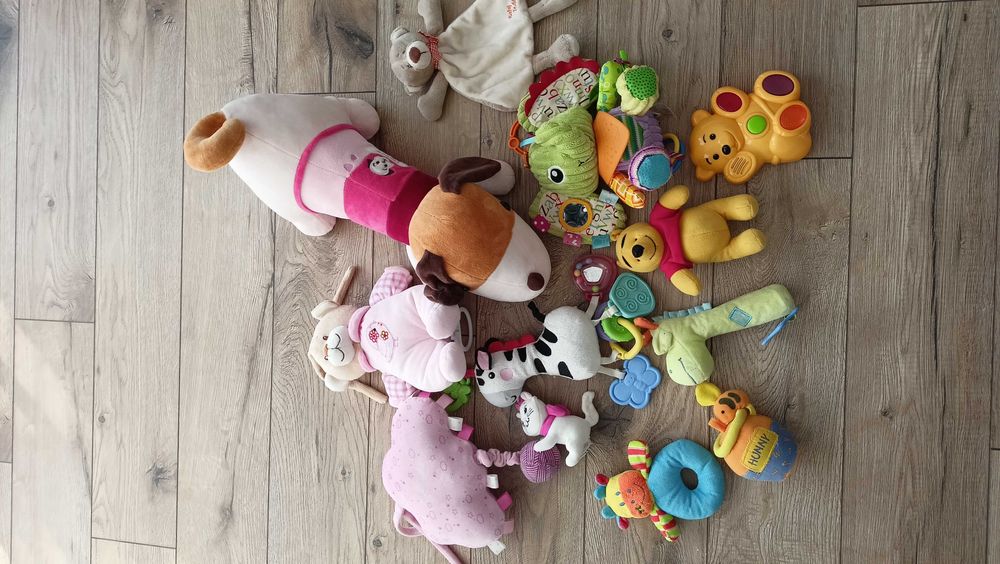 Zestaw zabawek niemowlęcych