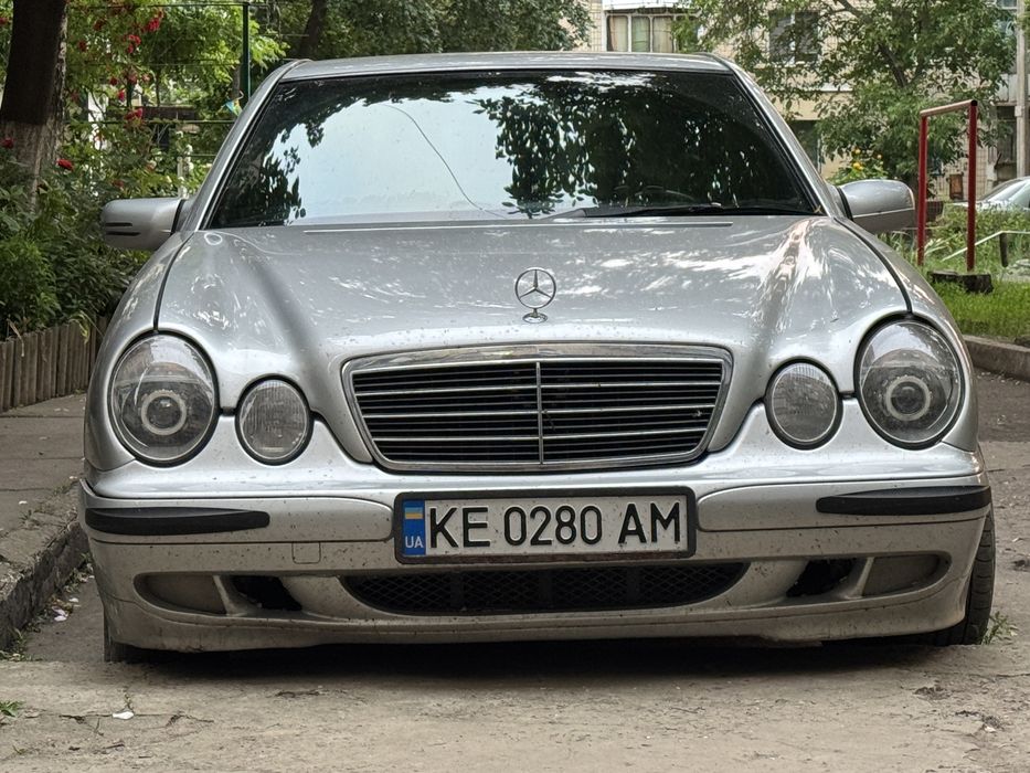 Mecedes w210 рест 2.2 cdi седан лупатый