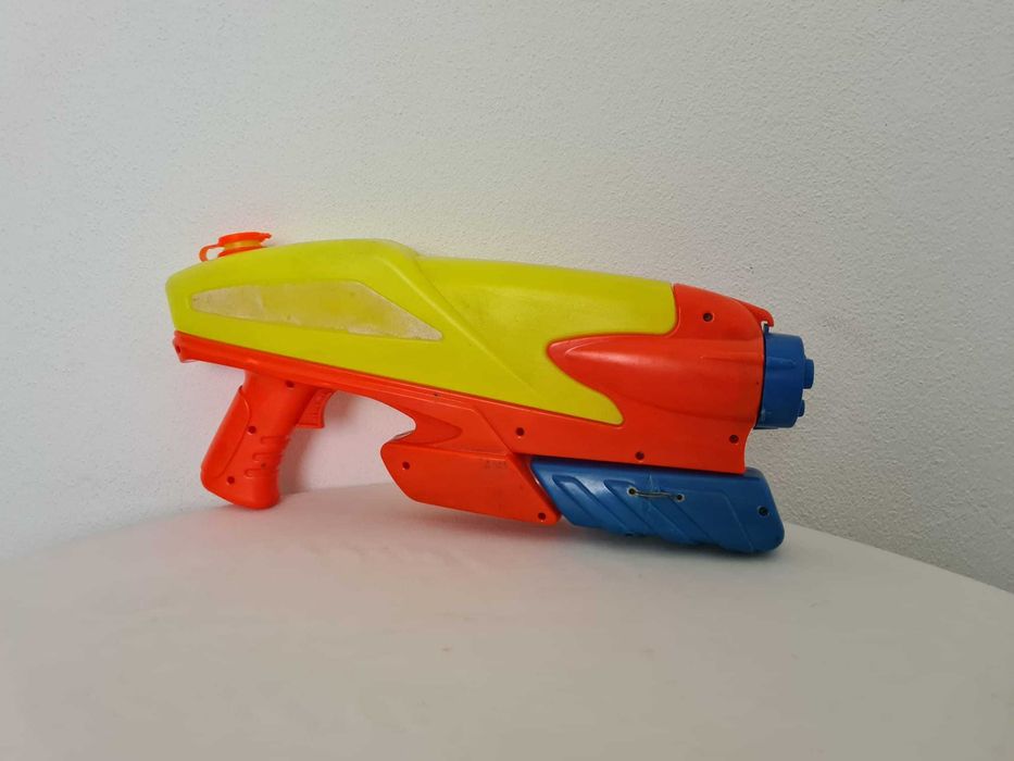 Pistolas de água