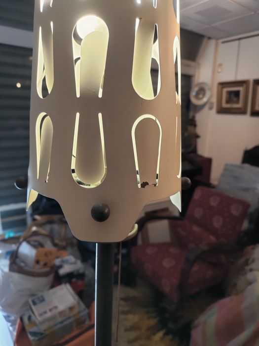 Candeeiro Vintage de Pé em metal