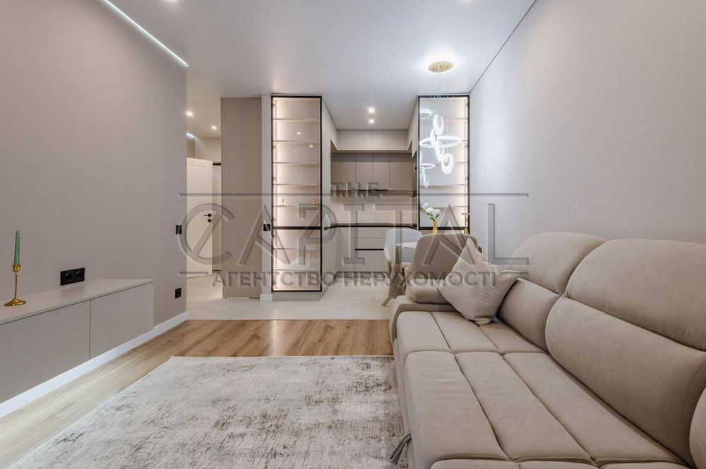 Продаж квартири, ЖК «Нова Англія», вул. Михайла Максимовича