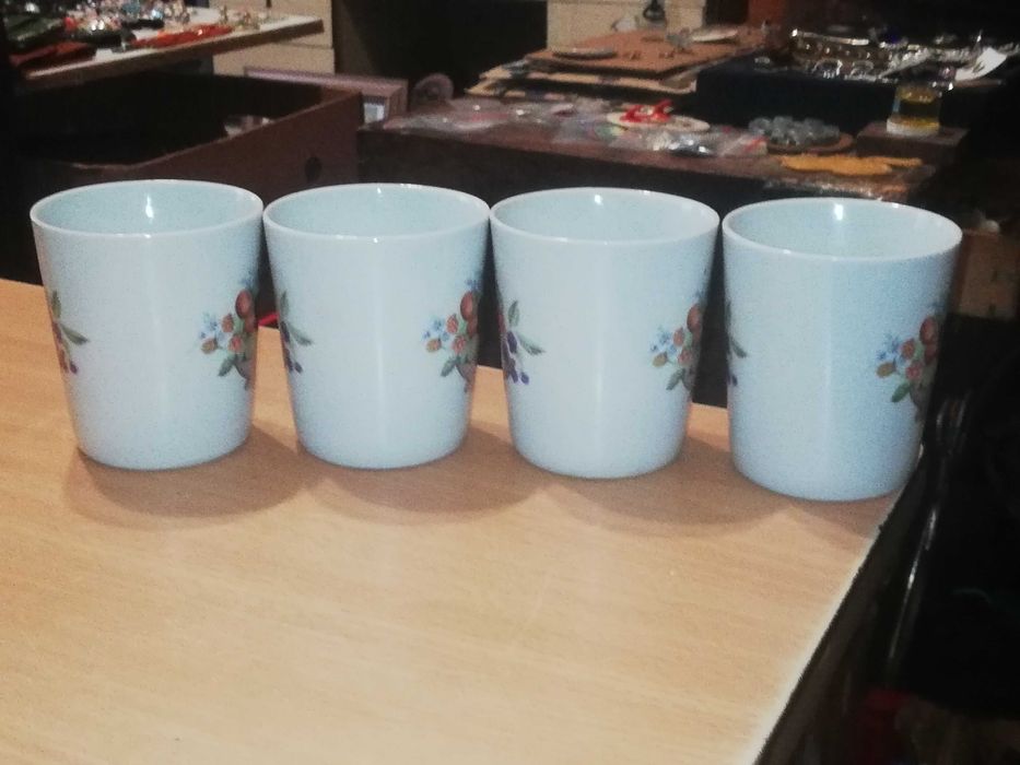 Kubki porcelanowe z Chodzieży PRL                M