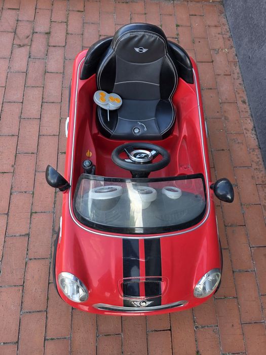 Дитячий електромобіль Mini Cooper
