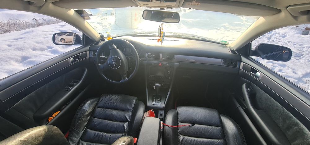 Продам Ауди А6 С5 в гарному стані. Сів поїхав. 
Повний привід
Автомат