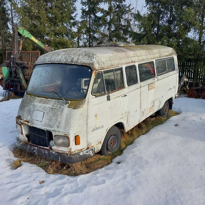 Mercedes 206D do generalnego remontu .