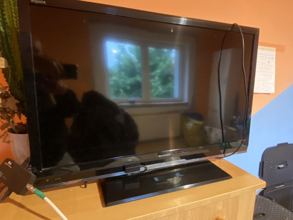 Telewizor sprzedam sharp LCD