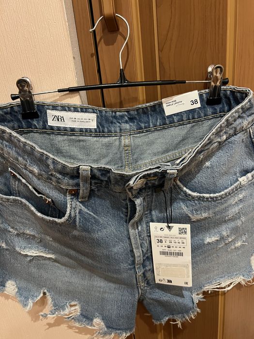 Джинсові шорти фірми Zara