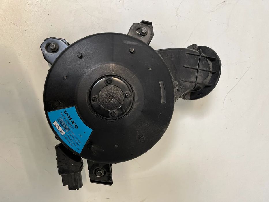 GŁOŚNIK SUBWOOFER VOLVO XC40 II 32265311
