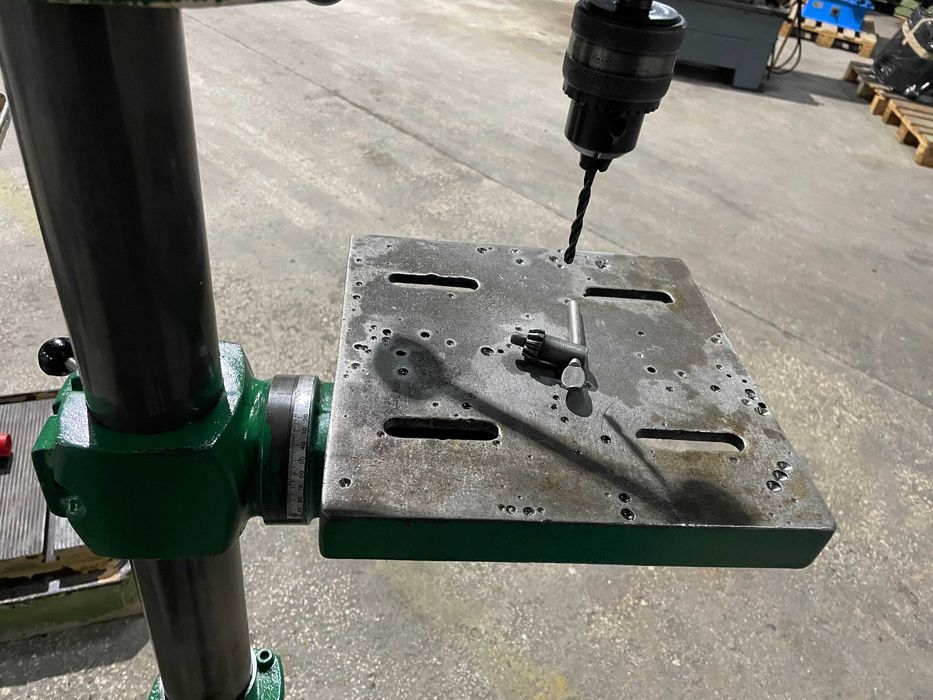 Engenho de furar EFI FA32 usado