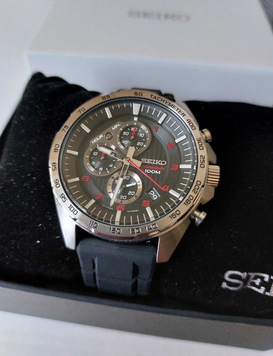 годинник Seiko Хронограф Quartz Black Dial