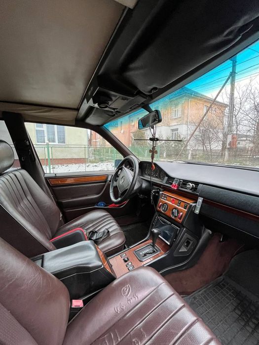 Продам Мерседес 124