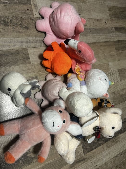 Віддам іграшкіііі