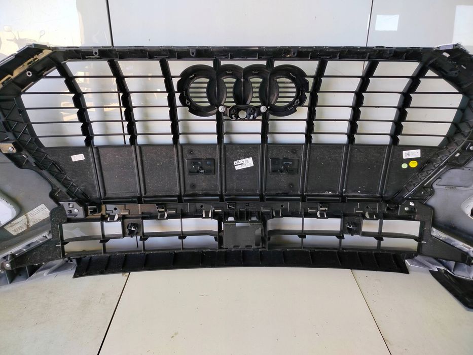 zderzak przedni audi q3 83a suw zwykły 2018- super stan