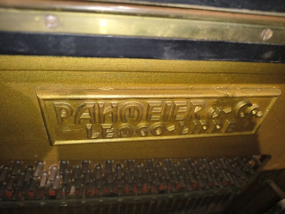 Piano czarne sprawne