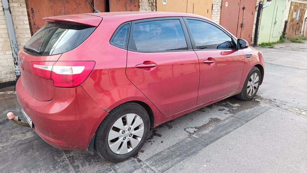 Автомобіль Kia Rio 2012