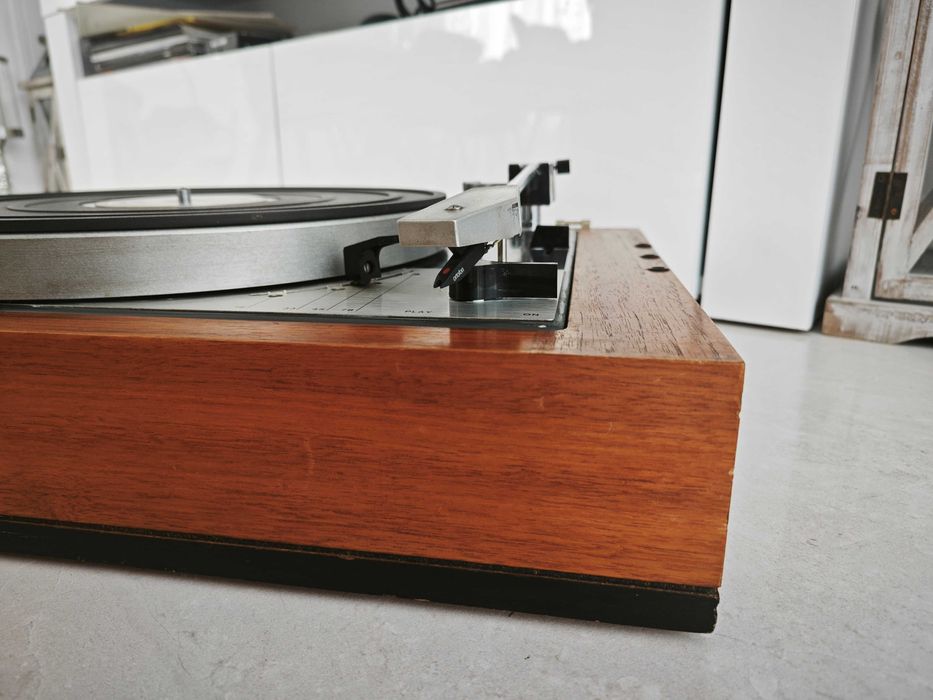 Gramofon Lenco B55 vintage z 70-tych