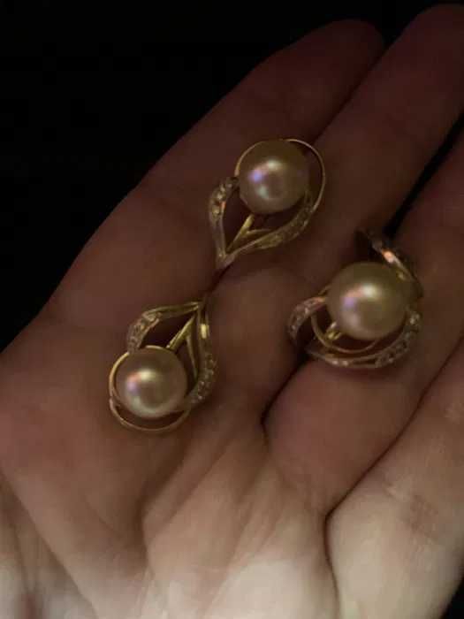 Золотые серьги и кольцо