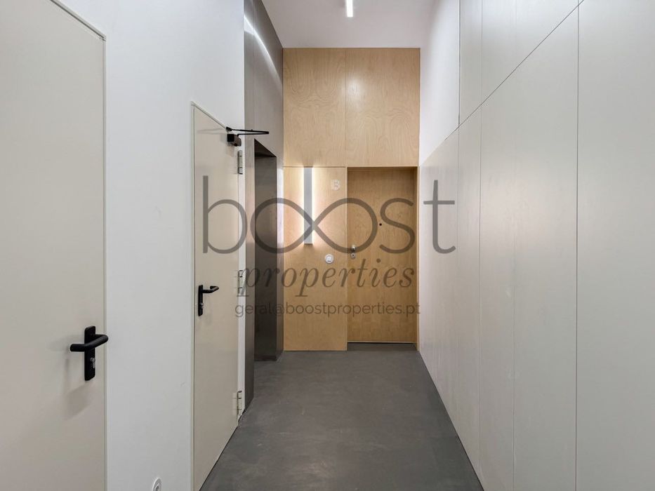 Apartamento T1 novo, com garagem para arrendar em Marvila
