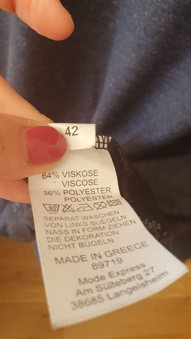 Granatowa bluzka z cenikami 42 dużo wiskozy rękaw 7/8