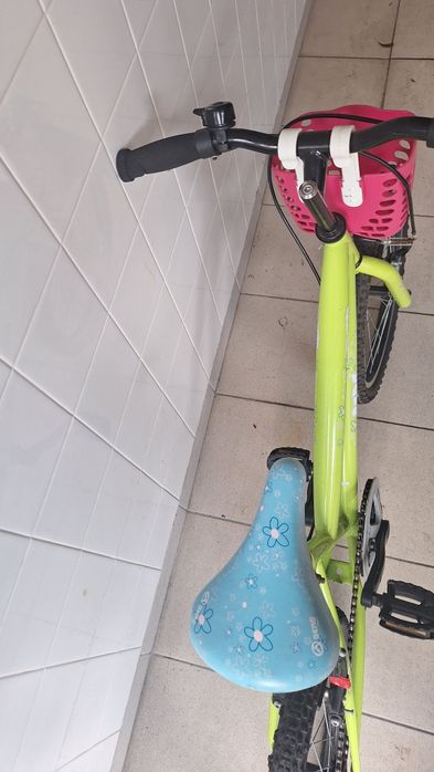 Bicicleta Berg menina roda 20