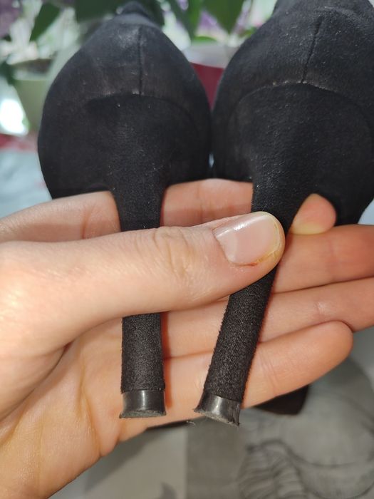 Босоніжки жіночі