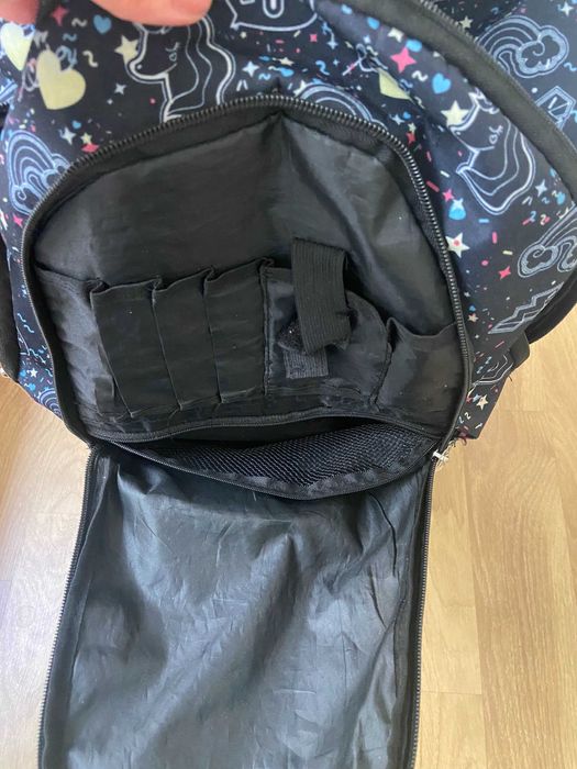 Mochila sem rodinhas mas vendida com base para aplicar a mochila
