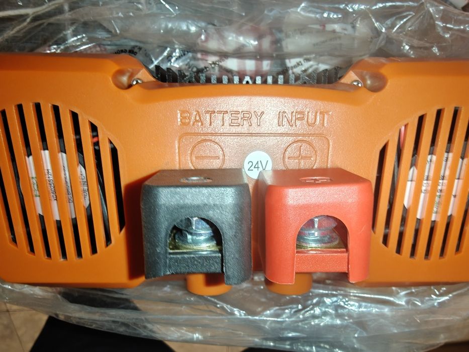 Інвертор FCHAO KSC-3000W 24v