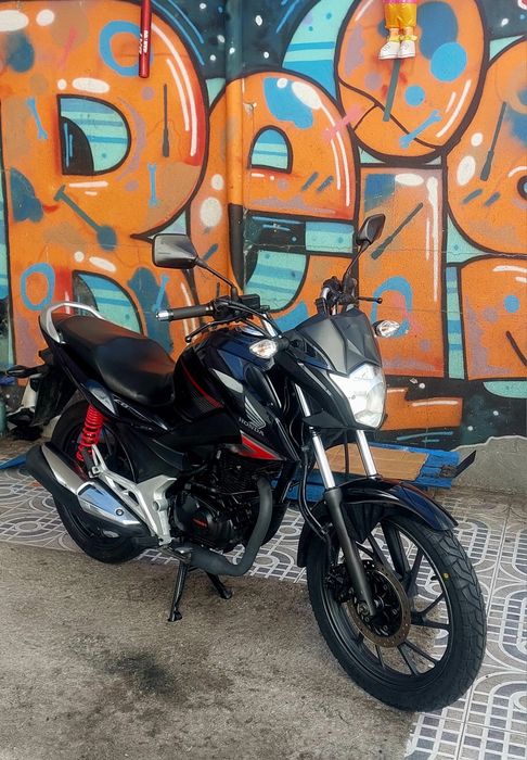 Honda cb125f // 2017-10